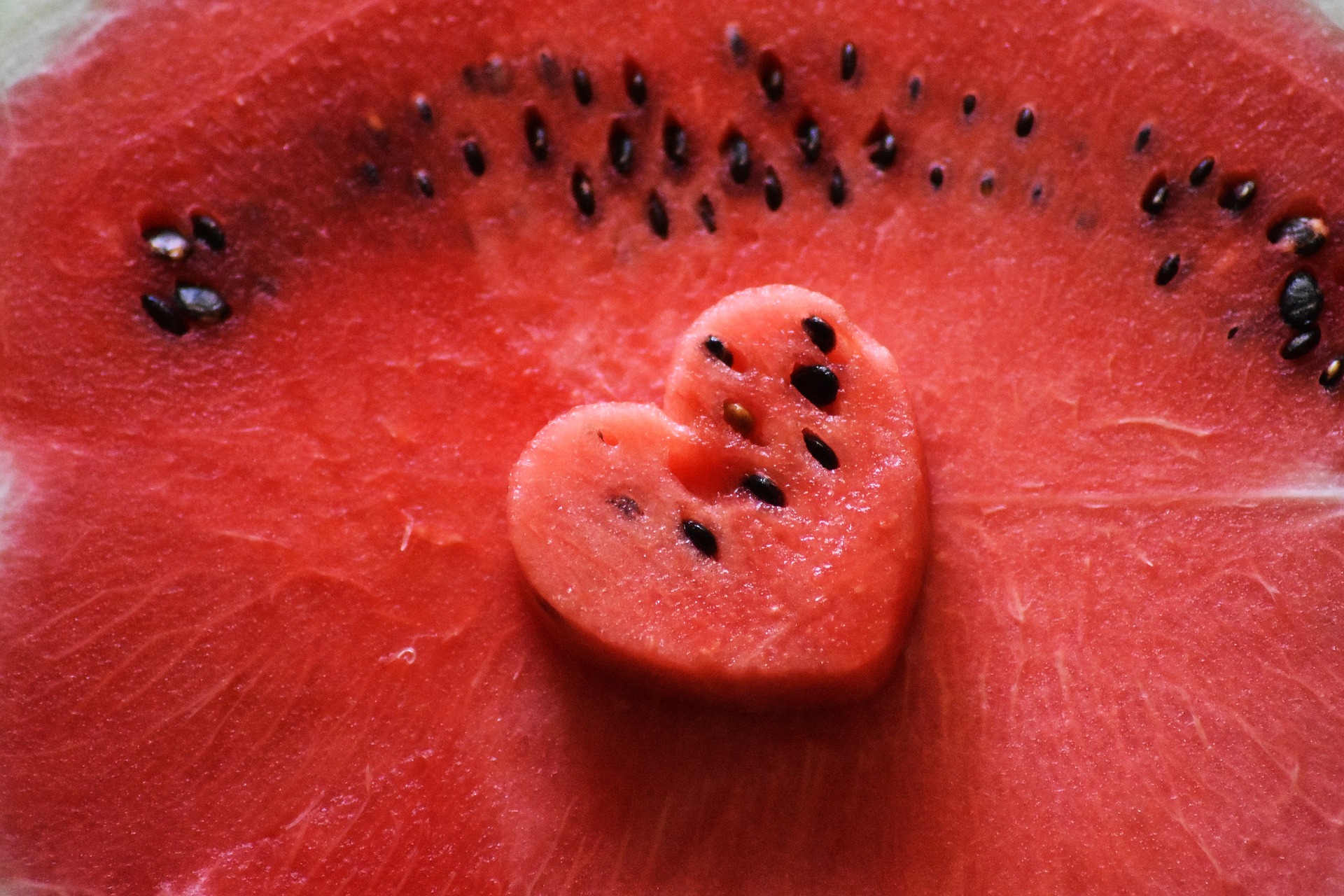 Watermelon: A Refreshing and Nutritious Summertime Fruit